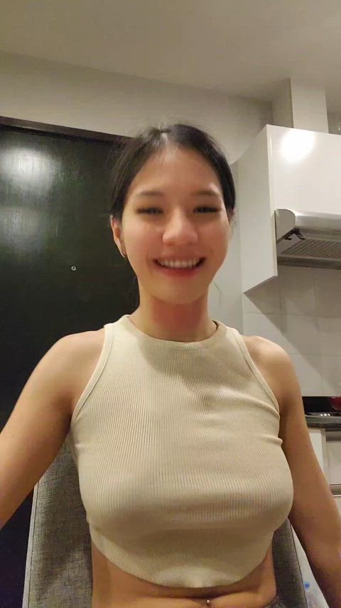 Dancing and ripping my shirt off : video clip