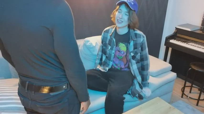 Gooning to this is straight right? : video clip