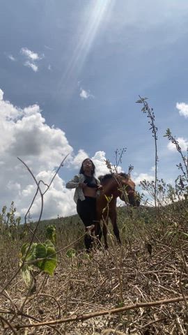 arizona loves me for being such a horny farmergirl : video clip