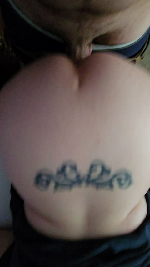 Fucking a guy from Tinder while hubby is out with the kids. : video clip