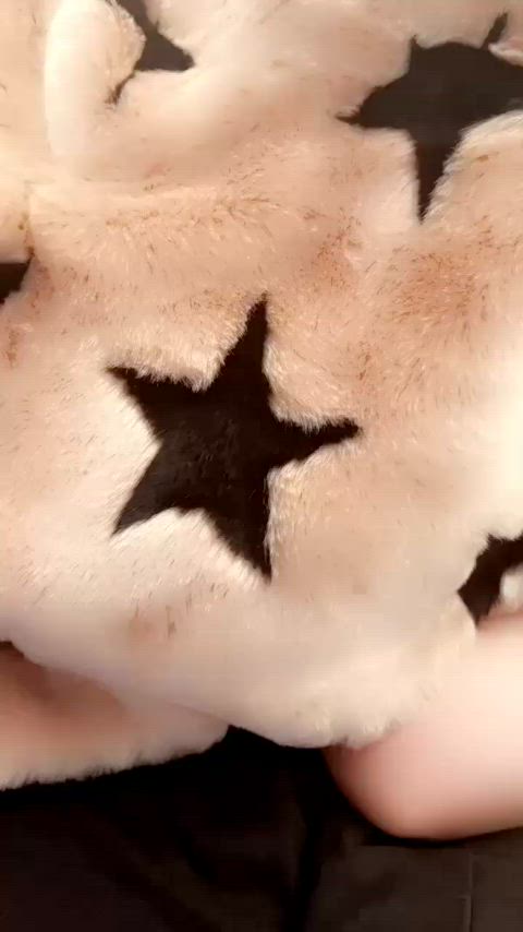 Does huge, soft, bouncy, tits make you wanna goon all night? : video clip