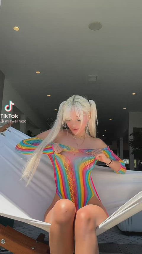 Pump your cock for her, gooner 🤤🍭❤️ : video clip