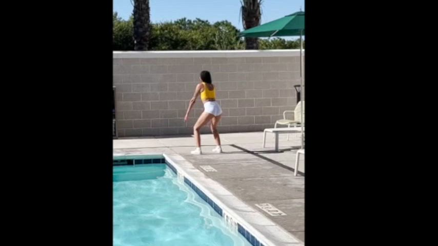 Creep gets lucky : video clip