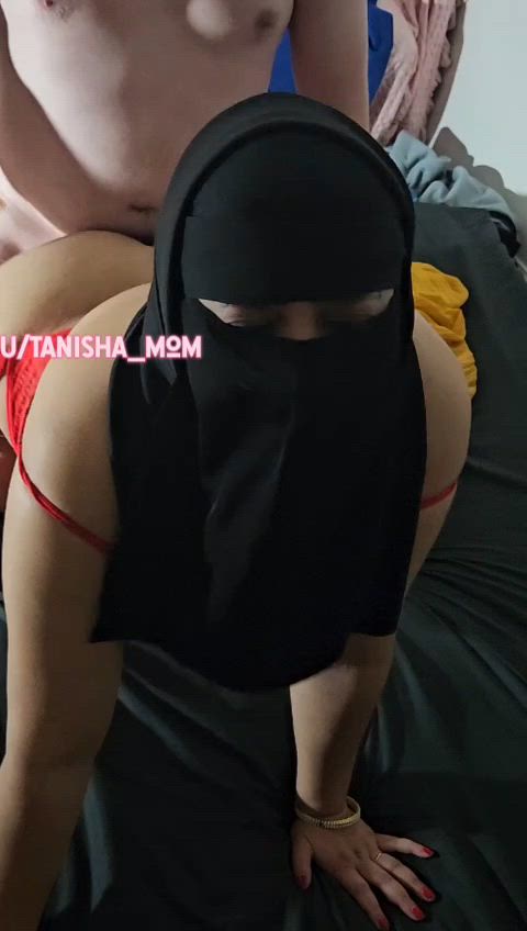 Milfs like it hard : video clip