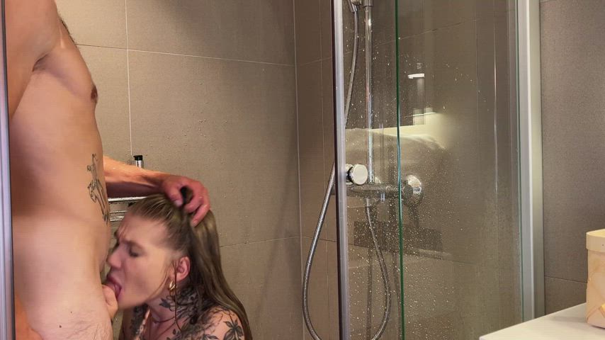 My favorite thing to do during shower : video clip