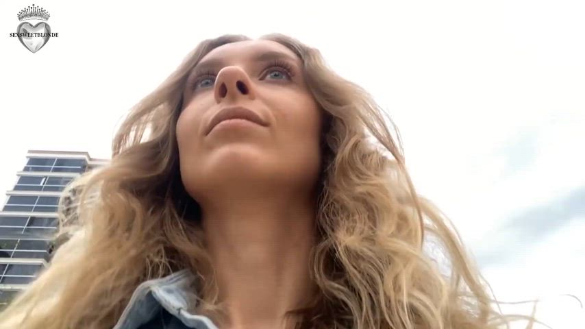 Let's make no changes this New Year and I'll still be looking for sexy adventures : video clip