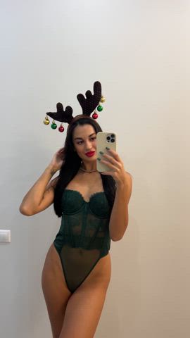 ride your New Year's reindeer : video clip