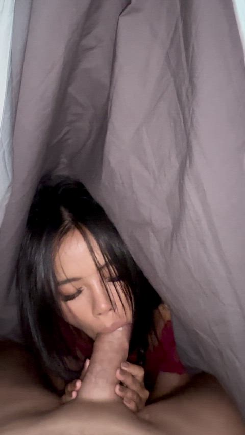 Surprised his cock under blanket : video clip