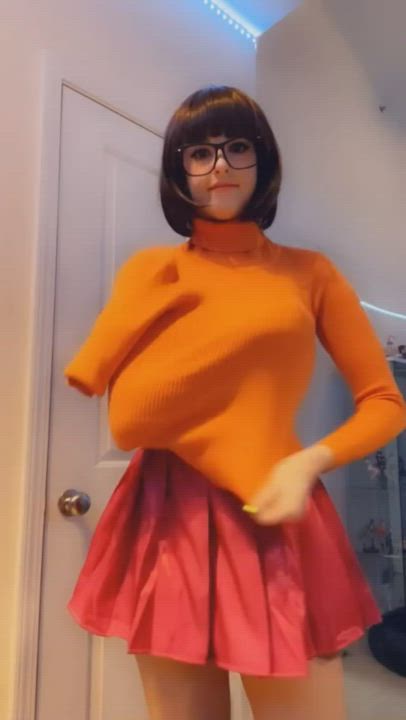 Velma Dinkley (Sarawr) [Scooby-Doo] : video clip
