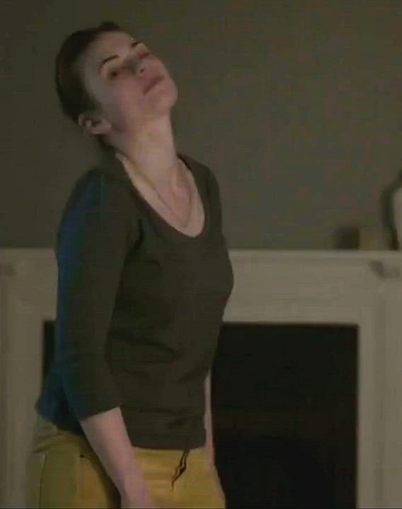 I want to lost in Hayley Atwell big tits : video clip