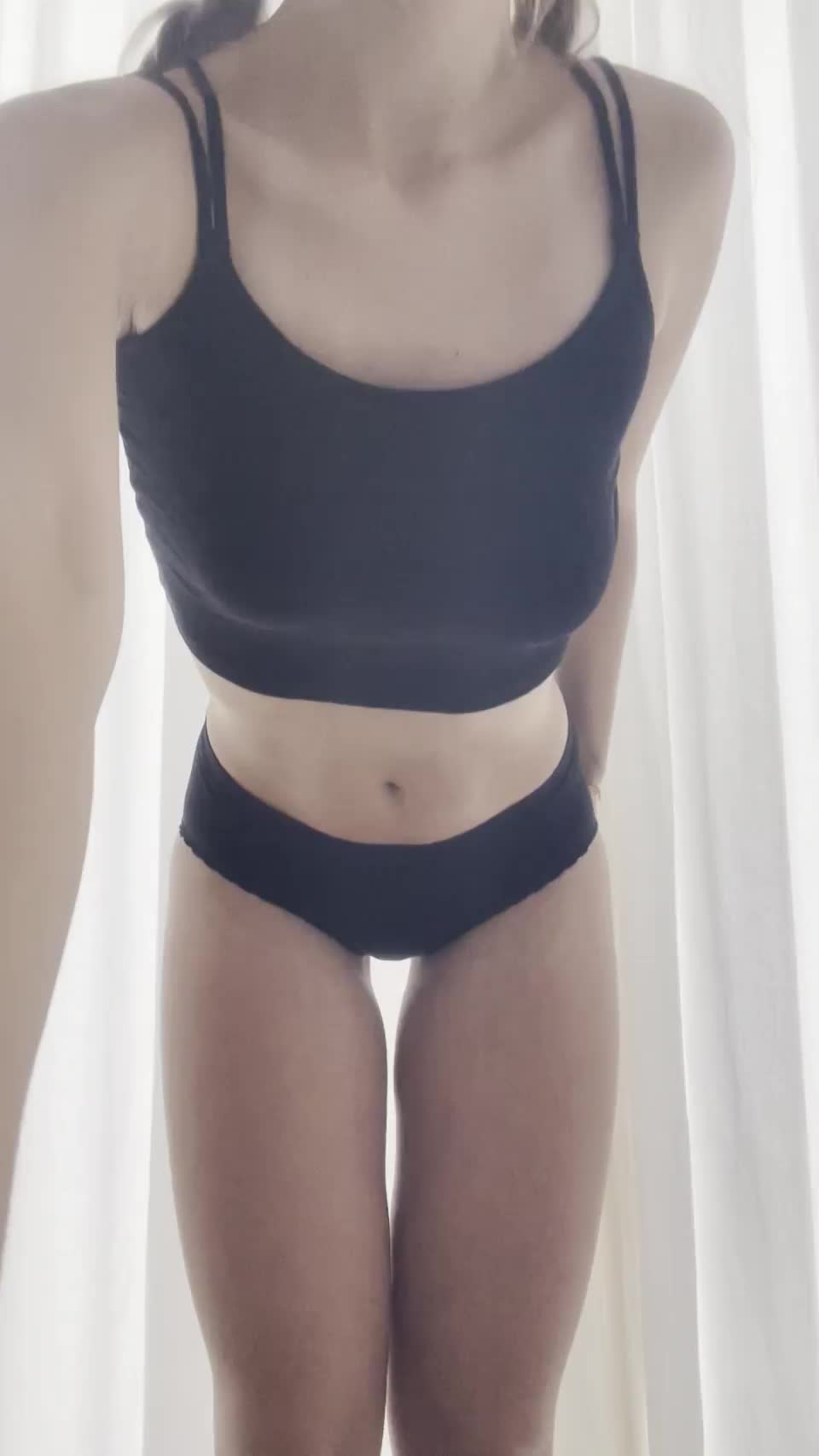 My bestie told me not to post this.. fuck her <3 : video clip