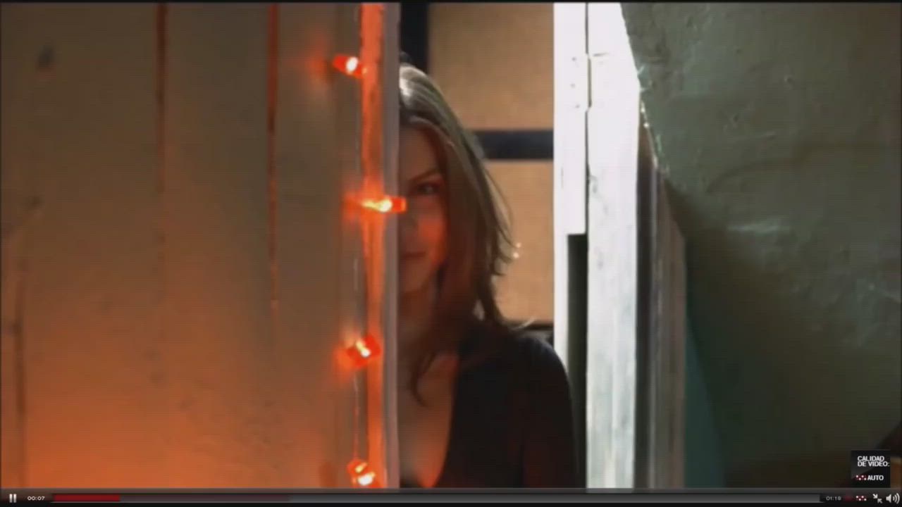 Lauren Cohan made Van Wilder 2: The Rise of Taj more bearable (2006) : video clip