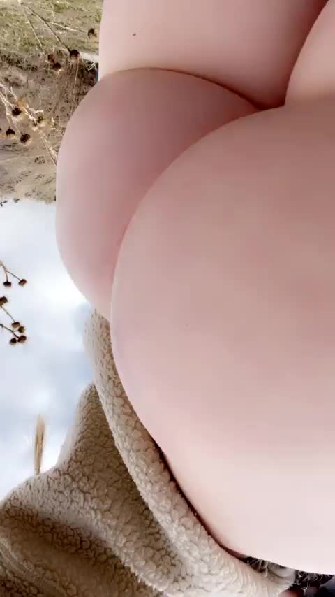 Hope no one caught me being bad hehe [gif] : video clip