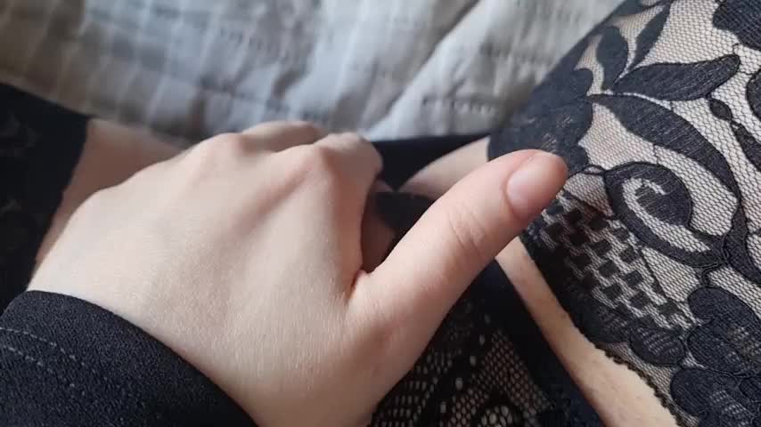 My favorite dates are the ones that end up eating pussy ;) : video clip