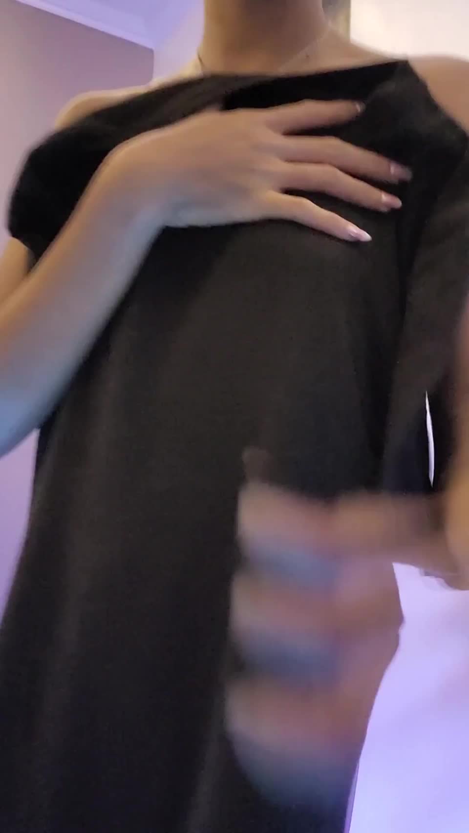 Riding you with my tits in your face : video clip