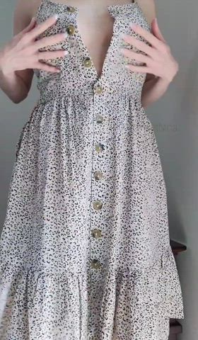 Sundress season is the best, I never wear panties : video clip