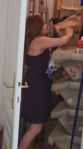 Cum-swallowing 'Free Use' GF ambushed in the pantry : video clip