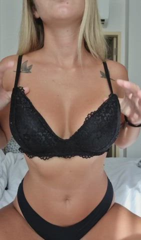 My ex bf said my nipples were too big. Was he right? : video clip