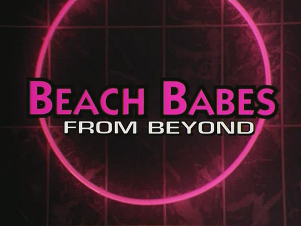 Sarah Bellomo - Beach Babes from Beyond (1993) : video clip
