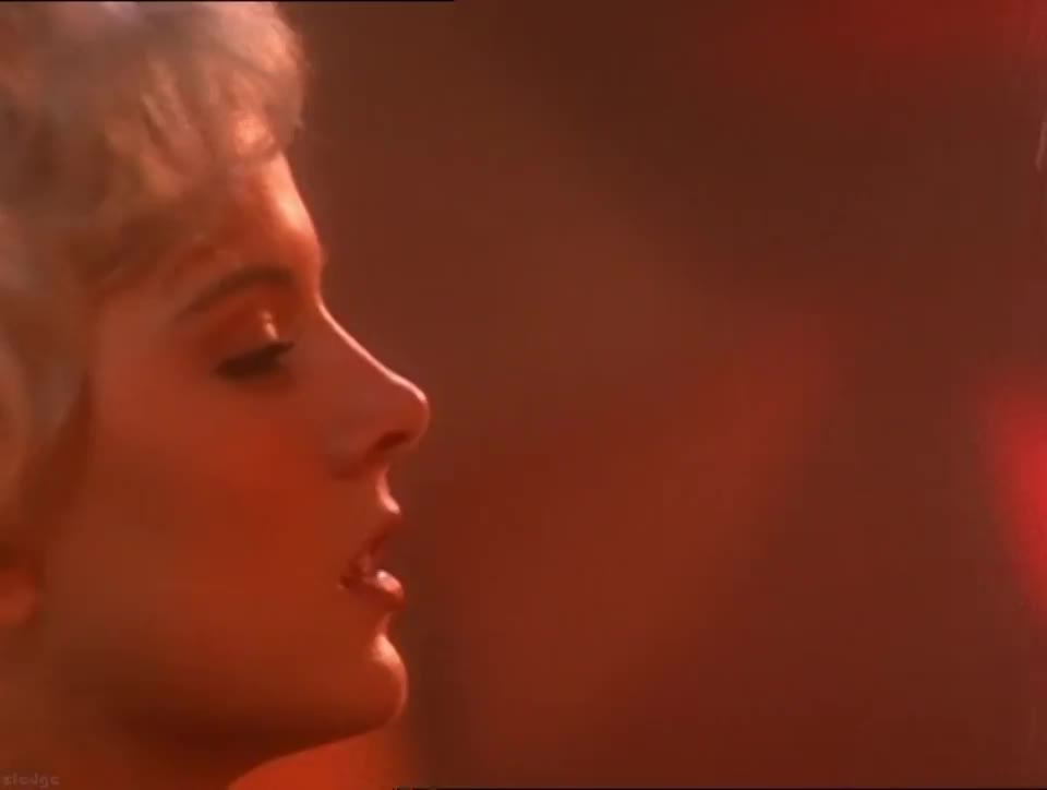 Eva Habermann in "Lexx" (1997) : video clip