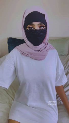 Anyone into submissive Muslim sluts? : video clip