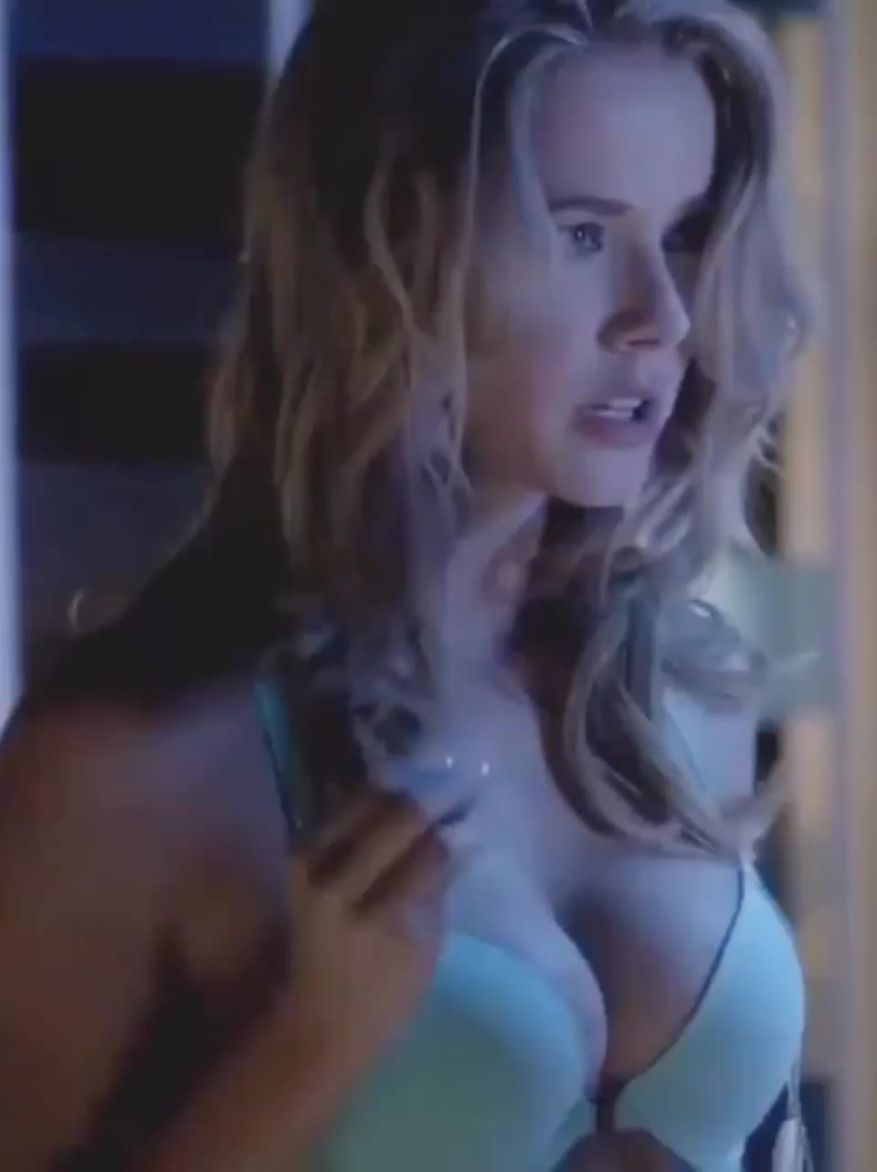 Olivia Jordan (Miss USA 2015) : video clip