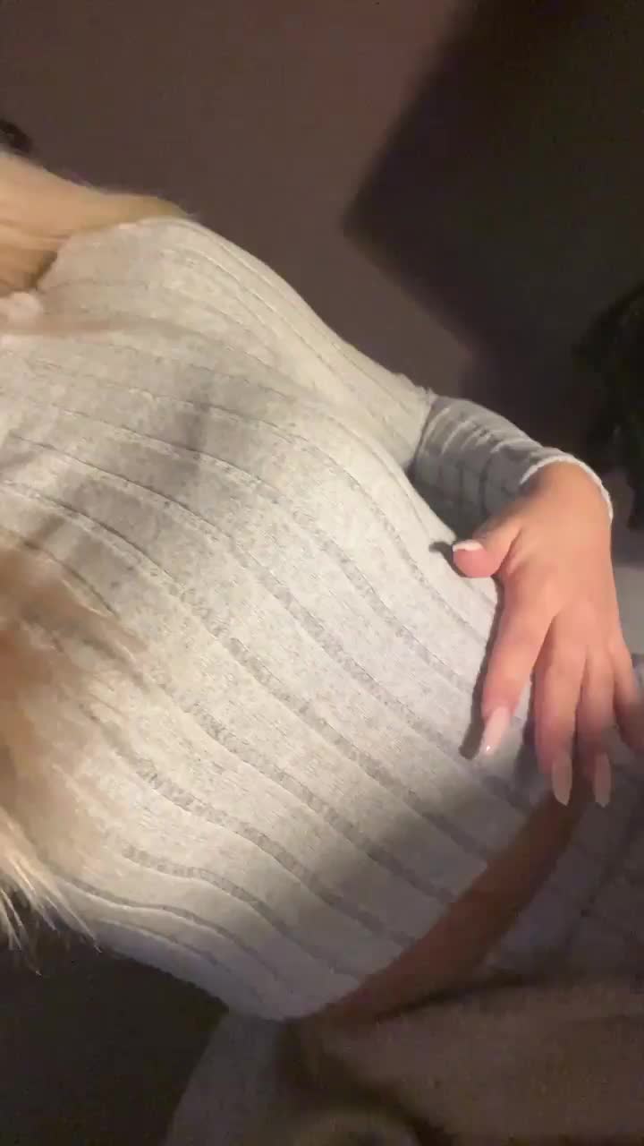 18, shy and very flat so please don't be mean :( : video clip