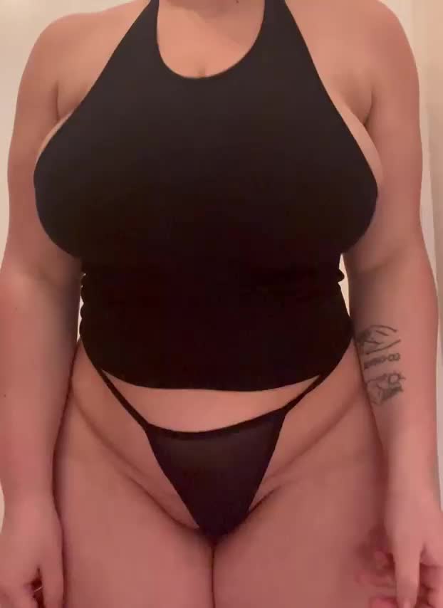 I feel like black is a concealing color : video clip