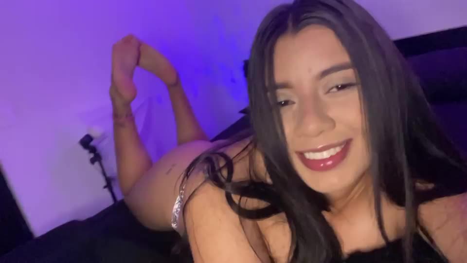 Would you date me based off my ass alone : video clip