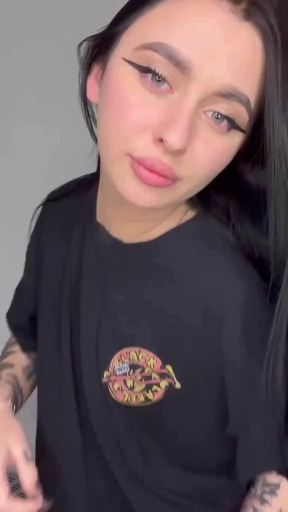 I'm too naughty for you? [gif] : video clip
