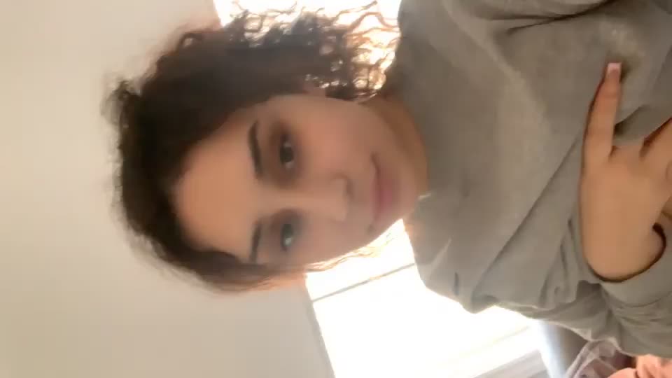 I wanna fuck u papi : video clip