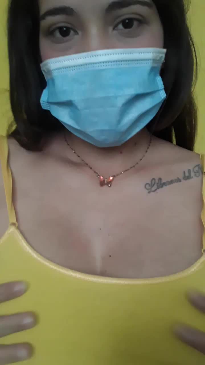 I'm going to put them on your face : video clip
