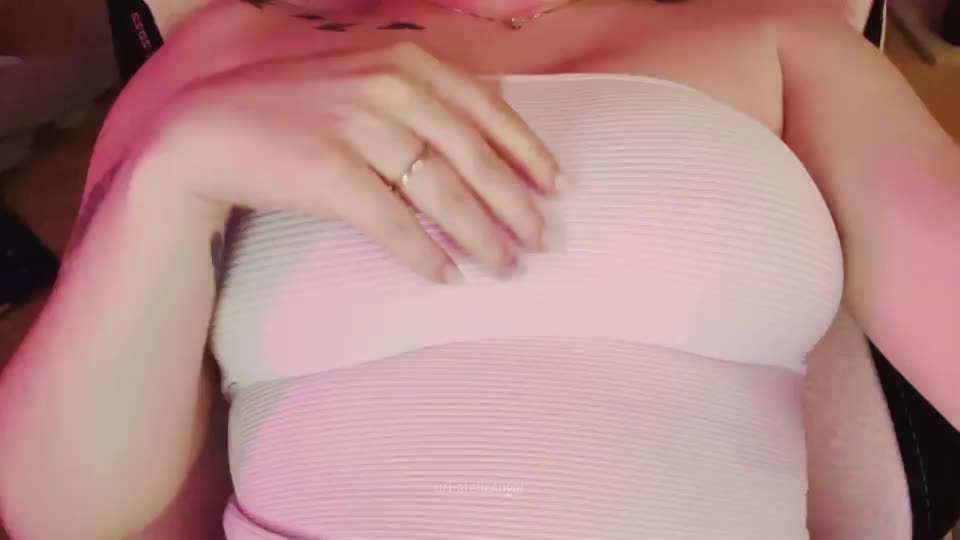 Some after school fun in my room : video clip