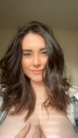 Are you ready for your tittyfuck? It’s goon day with mommy : video clip