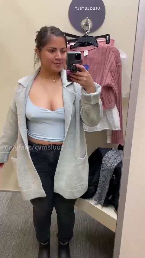 Dressing room nudes are the best nudes : video clip
