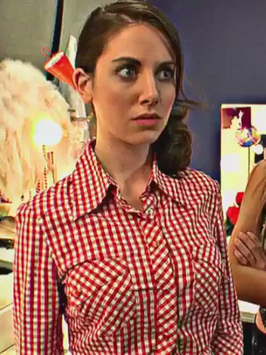 Alison Brie's Shirt Being Ripped Open Revealing Her Fantastic Heaving Cleavage, Would Be A Great Start To A Sloppy Blowbang Session : video clip