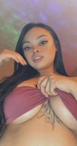Filipina with D cups, do you like them? [OC] : video clip