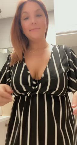 Always ready to be filed with cum, even at work : video clip