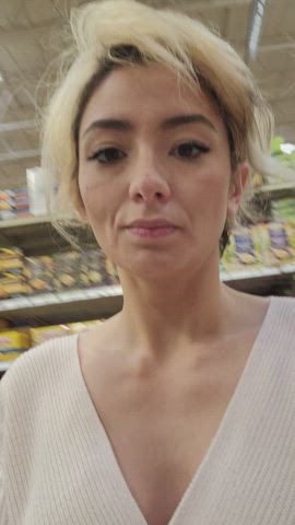 Taking a few risks while shopping [gif] : video clip