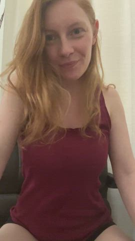 All-natural redhead, no make-up, ready to breed! : video clip