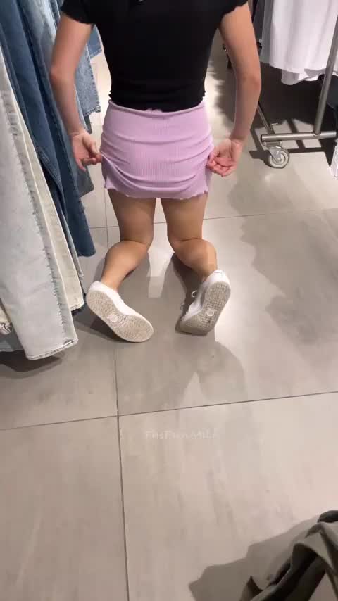 Whoops I dropped something! [GIF] : video clip
