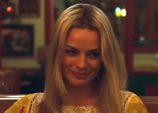 Margot Robbie face when a dirty old producer starts pulling down his pants : video clip