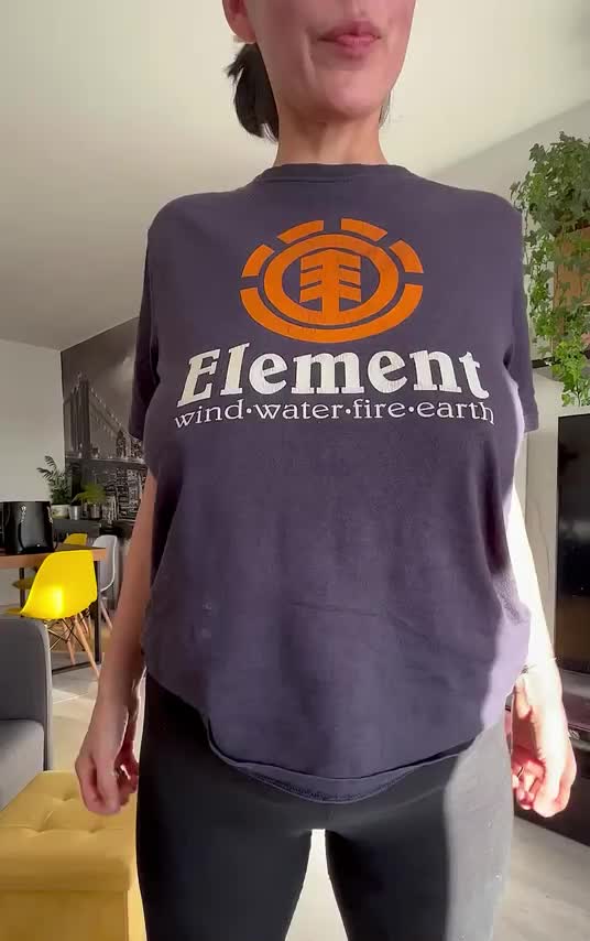 Boobs loop reveal… : video clip