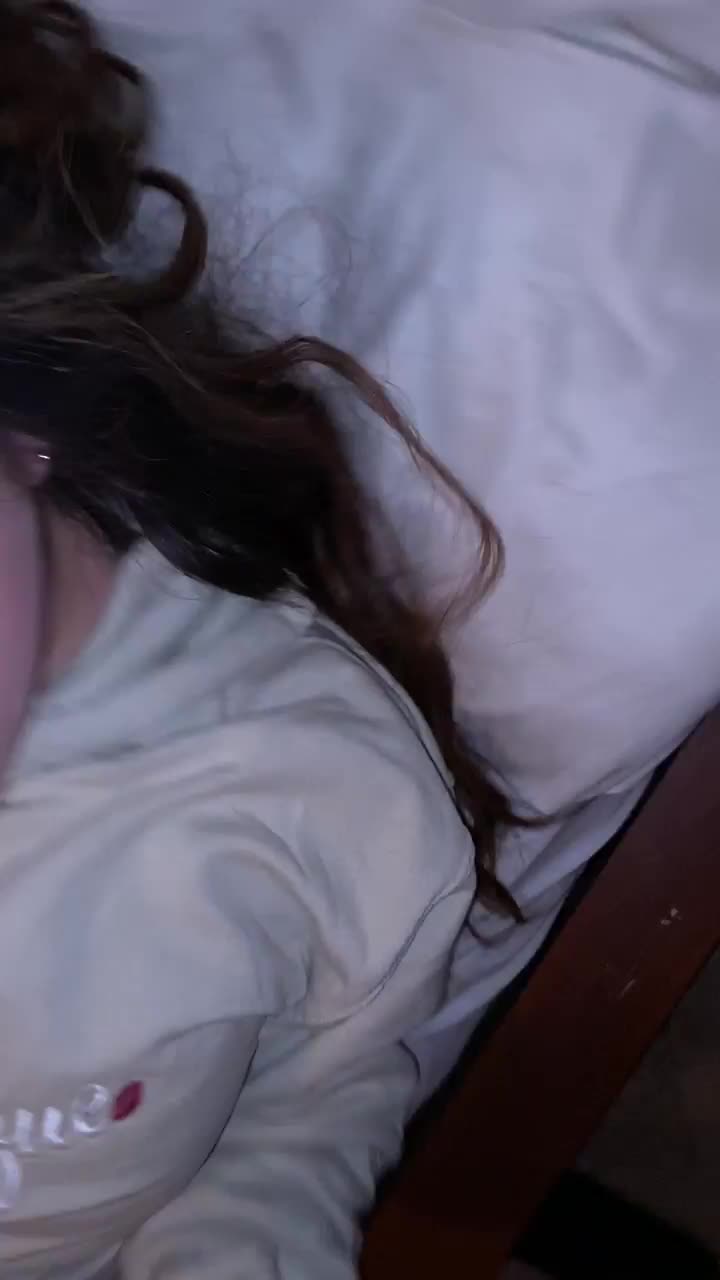 Is this what they call breakfast in bed? : video clip