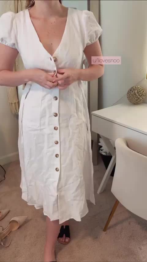 I love being the slut of the school : video clip