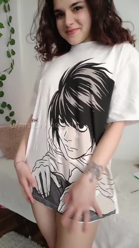 Has a 19yo ever made you cum? : video clip