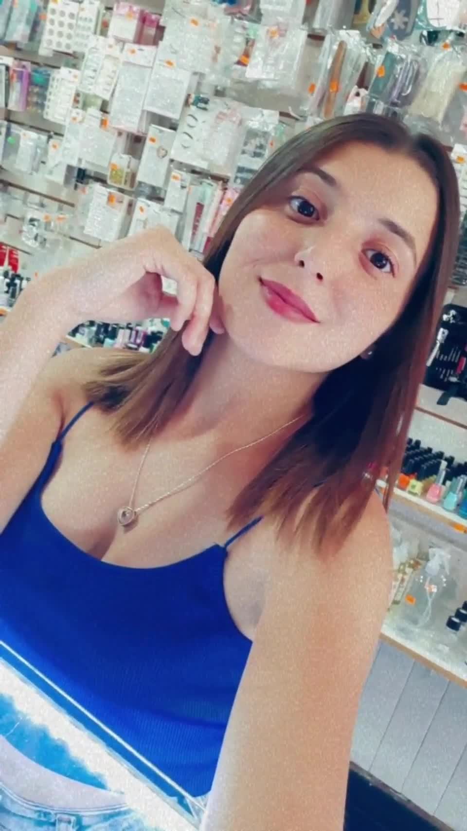 I wanna be your virtual GF ;) : video clip