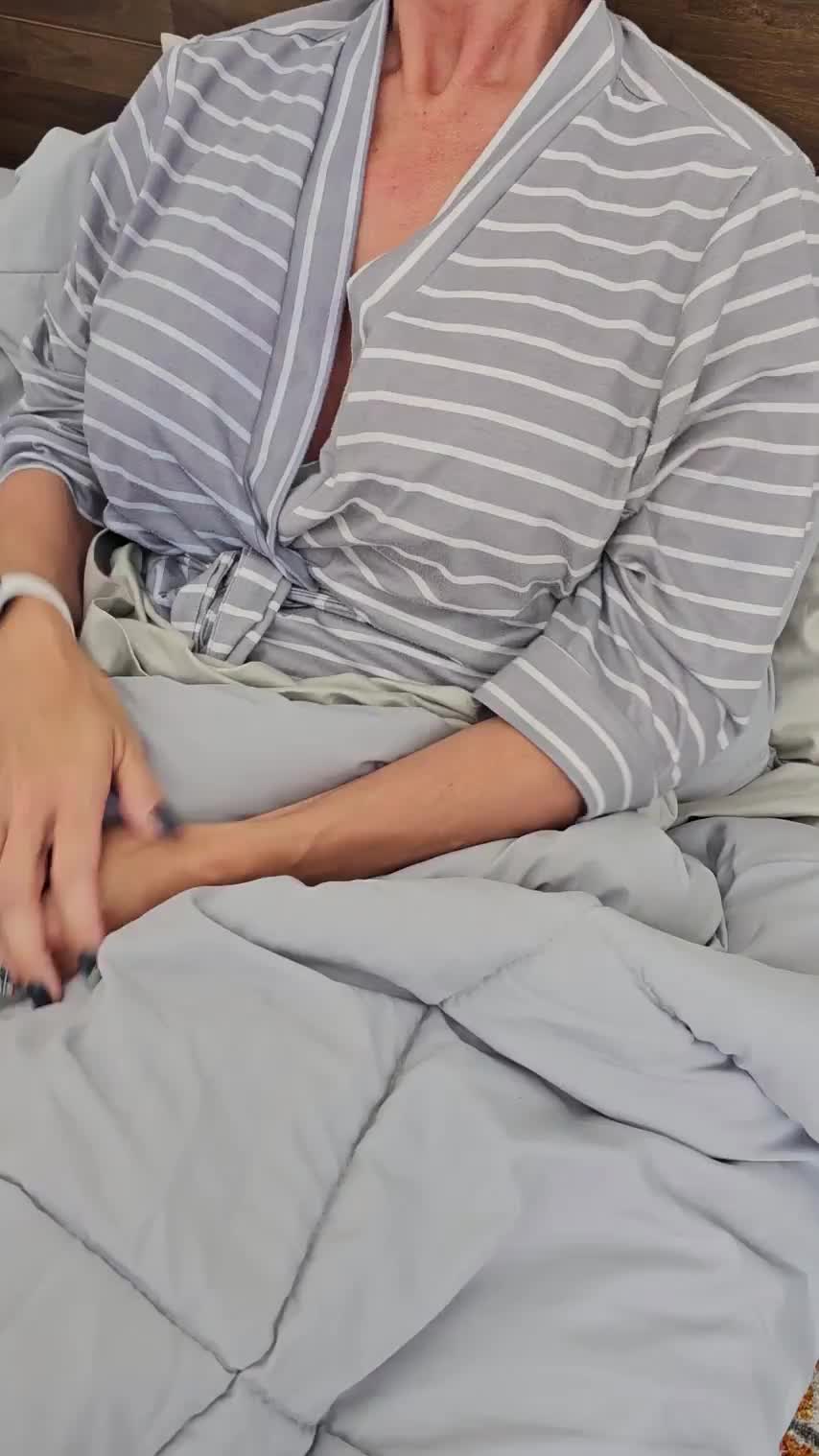 MILF in the Morning ;) : video clip