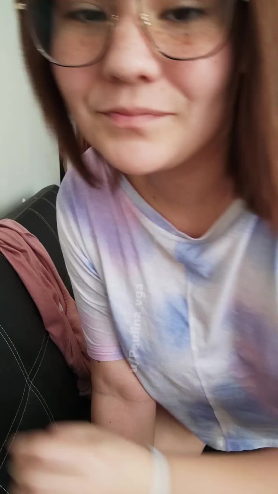 Looking for some ass eaters : video clip