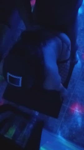 Enjoying party night in sexy hotwife's ass! Sound on and listen to her pleasing moans! : video clip